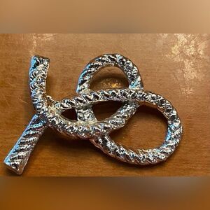 Vintage Women’s Brooch Pin Rope Knot Silver Tone 2” Sea Beach Sailing